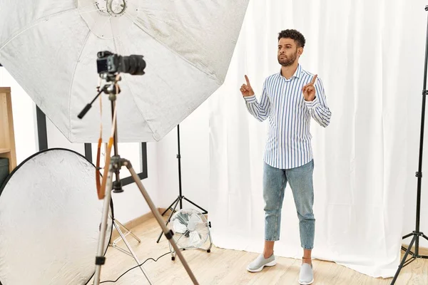 Arab Young Man Posing Model Photography Studio Pointing Looking Sad — Stockfoto