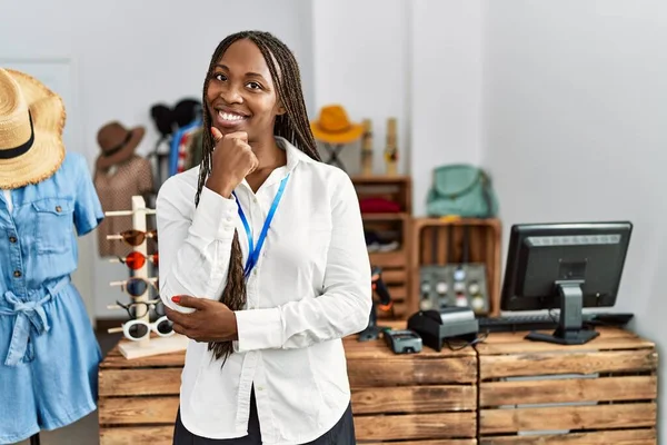 Black Woman Braids Working Manager Retail Boutique Looking Confident Camera — Stockfoto