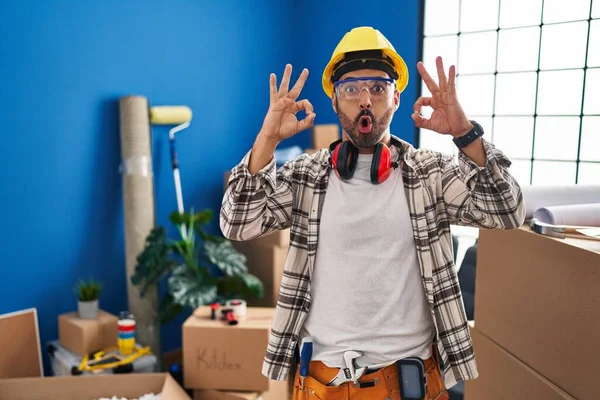 Young Hispanic Man Beard Working Home Renovation Looking Surprised Shocked — 图库照片