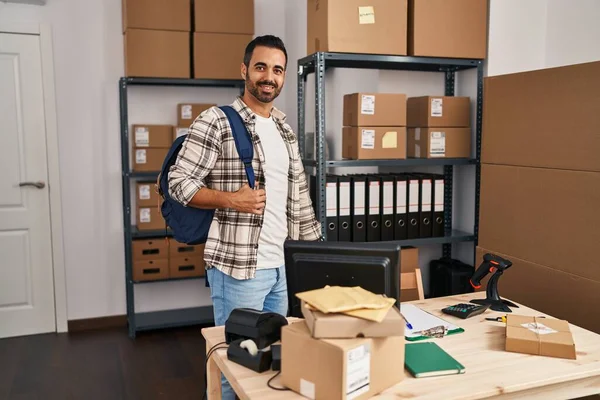 Young Hispanic Man Ecommerce Business Worker Standing Office — Stock Photo, Image