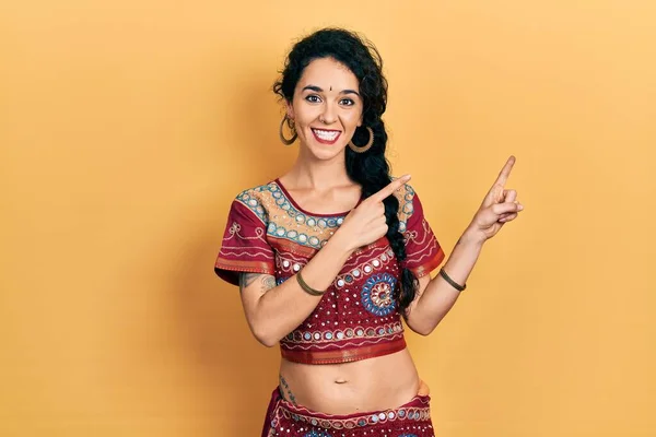Young Woman Wearing Bindi Bollywood Clothing Smiling Looking Camera Pointing — Stock Fotó