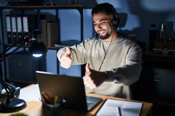 Young Handsome Man Working Using Computer Laptop Night Approving Doing — Stockfoto