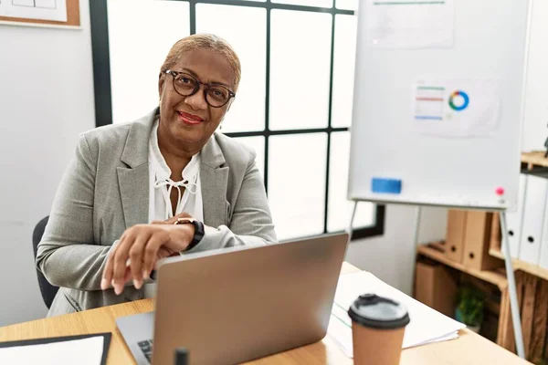 Senior African American Woman Business Worker Looking Watch Office — стокове фото