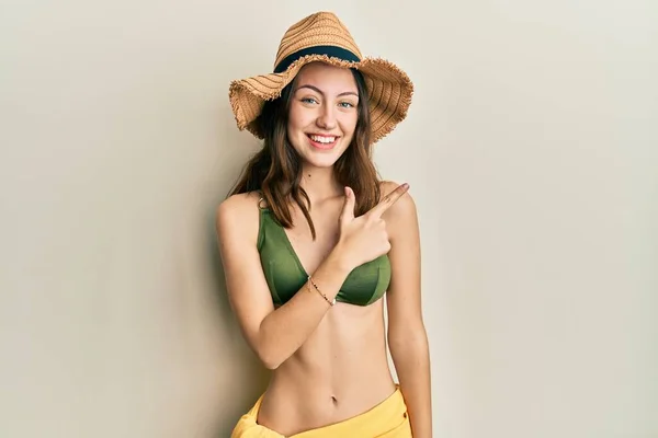 Young Brunette Woman Wearing Bikini Cheerful Smile Face Pointing Hand — Stock fotografie