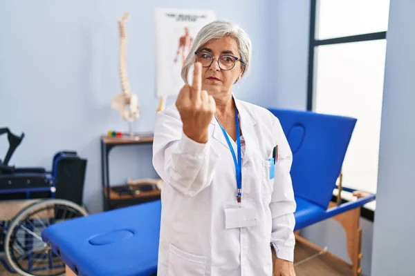 Middle Age Woman Grey Hair Working Pain Recovery Clinic Showing — Stock Photo, Image