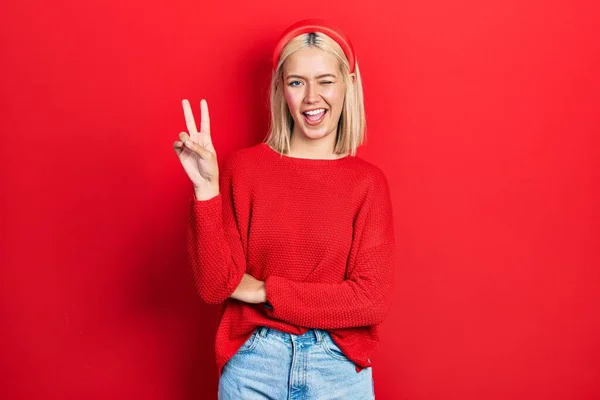 Beautiful Blonde Woman Wearing Casual Red Sweater Smiling Happy Face — Φωτογραφία Αρχείου