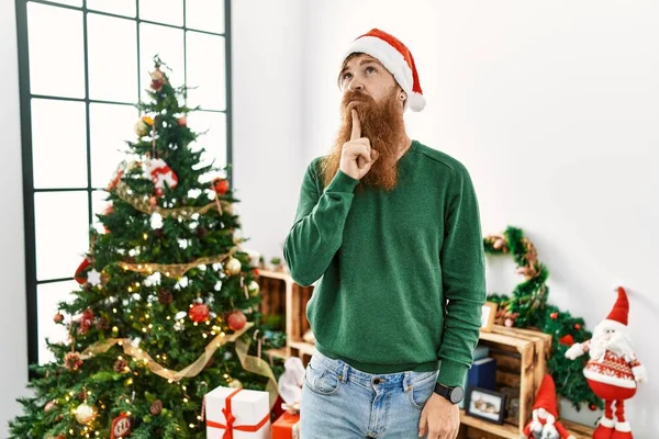 Redhead Man Long Beard Wearing Christmas Hat Christmas Tree Thinking — Stockfoto