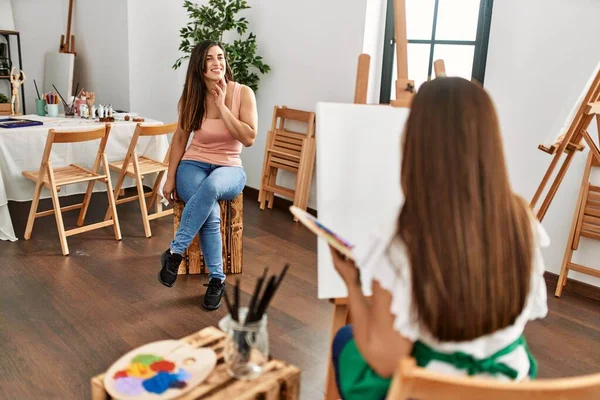 Ritratto Artista Che Dipinge Allo Studio Arte — Foto Stock