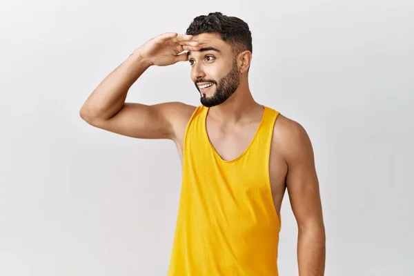Homem Bonito Jovem Com Barba Sobre Fundo Isolado Muito Feliz — Fotografia de Stock