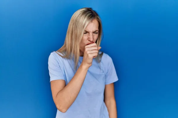Beautiful Blonde Woman Wearing Casual Shirt Blue Background Feeling Unwell — Foto de Stock