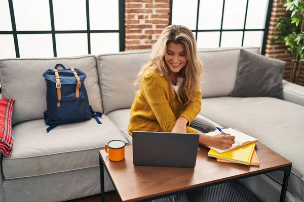 Young Blonde Woman Smiling Confident Studying Using Laptop Home — Stock Photo, Image