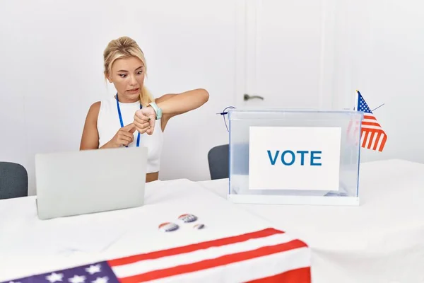 Young Caucasian Woman America Political Campaign Election Looking Watch Time — Stock fotografie