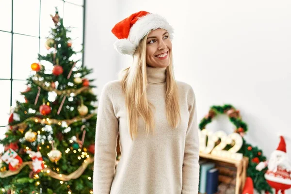 Young Blonde Woman Smiling Confident Standing Christmas Tree Home — Stockfoto