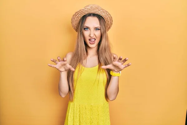 Young Blonde Girl Wearing Summer Hat Smiling Funny Doing Claw — Stock Photo, Image