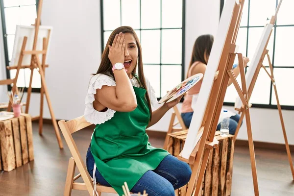 Young Hispanic Artist Women Painting Canvas Art Studio Covering One — Photo