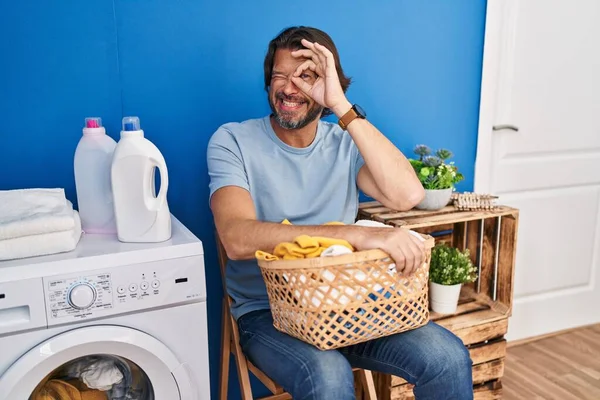 Handsome Middle Age Man Waiting Laundry Doing Gesture Hand Smiling — Stockfoto