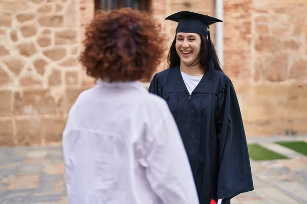 Two Women Mother Daughter Celebrating Graduation Campus University — Stockfoto