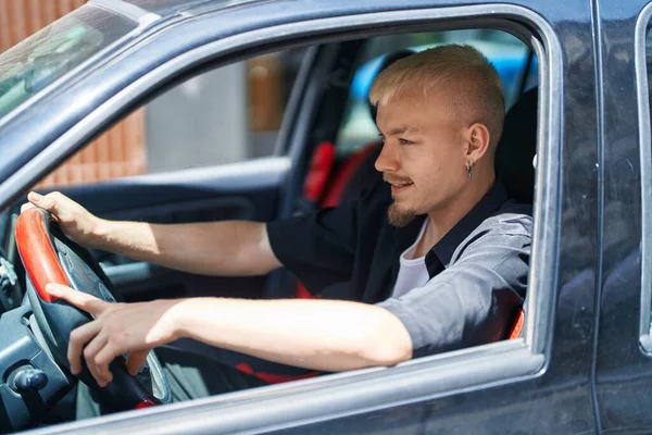 Young Caucasian Man Smiling Confident Driving Car Street — Foto de Stock