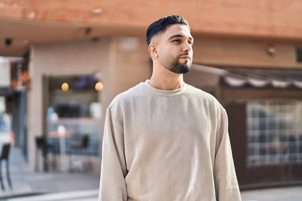 Young Arab Man Relaxed Expression Standing Street — Stock Photo, Image