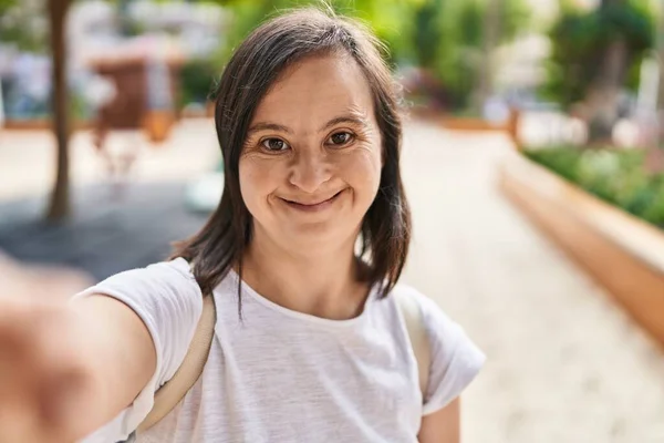 Syndrome Woman Smiling Confident Making Selfie Camera Park — Fotografia de Stock