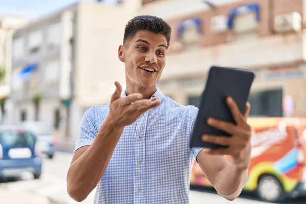 Young Hispanic Man Smiling Confident Having Video Call Street — Stock Fotó