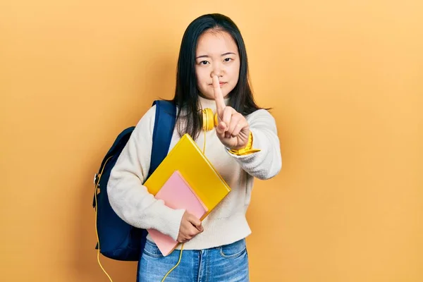 Young Chinese Girl Holding Student Backpack Books Pointing Finger Angry — Photo
