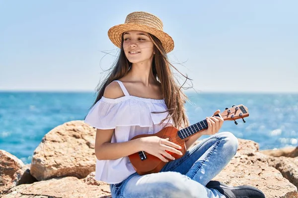 Adorable Girl Tourist Smiling Confident Playing Ukulele Seaside — ストック写真