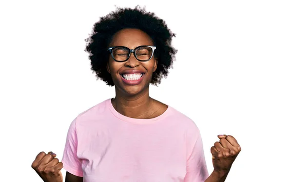 African American Woman Afro Hair Wearing Casual Clothes Glasses Very — Φωτογραφία Αρχείου