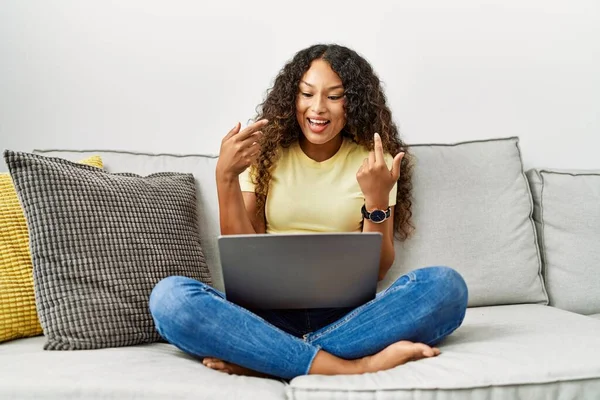Young Latin Woman Smiling Confident Having Video Call Home — Stock Photo, Image