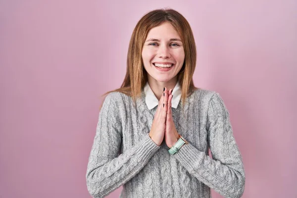 Beautiful Woman Standing Pink Background Praying Hands Together Asking Forgiveness — ストック写真