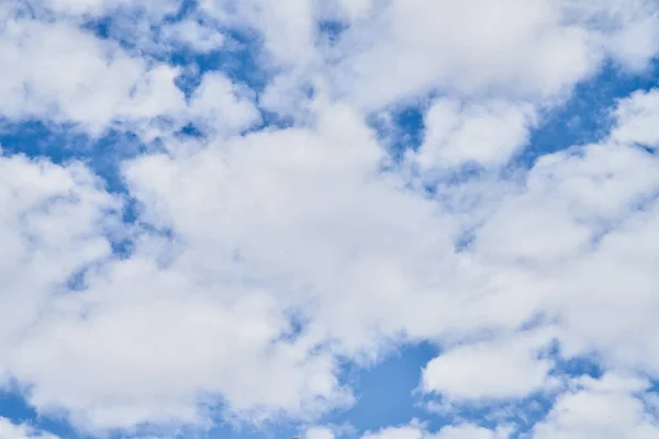 Beatiful Blue Sky Clouds Sunny Day — Stock Photo, Image