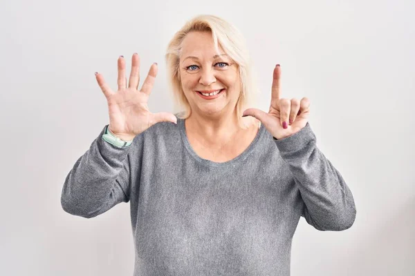 Middle Age Caucasian Woman Standing White Background Showing Pointing Fingers — Stockfoto