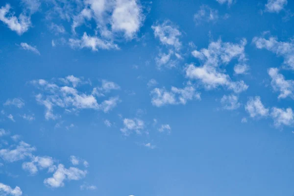 Beatiful Blue Sky Clouds Sunny Day — Stock Photo, Image