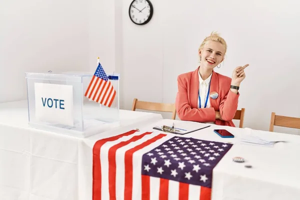 Beautiful Caucasian Woman Working Political Campaign Big Smile Face Pointing — Fotografia de Stock