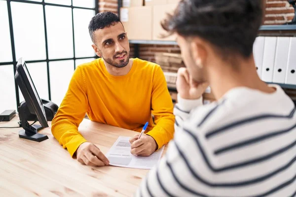 Two Man Ecommerce Business Workers Writing Document Office — Stock Photo, Image