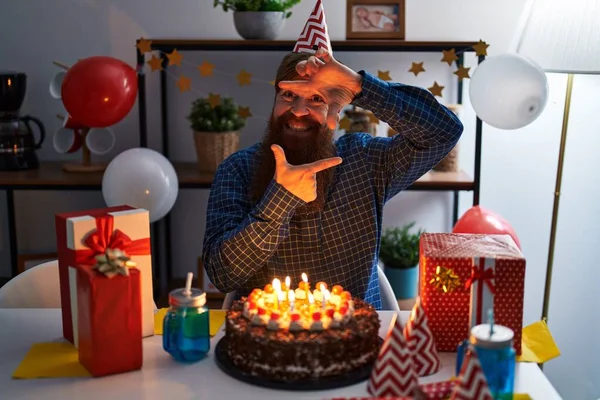 Caucasian Man Long Beard Celebrating Birthday Holding Big Chocolate Cake — Fotografia de Stock