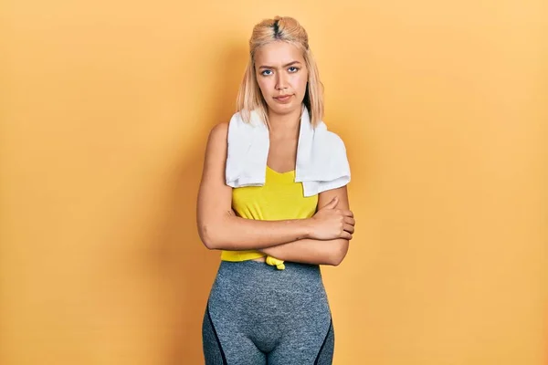 Beautiful Blonde Sports Woman Wearing Workout Outfit Skeptic Nervous Disapproving — Stockfoto