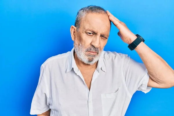 Handsome Senior Man Beard Wearing Casual White Shirt Confuse Wonder — ストック写真