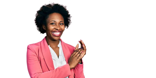 Afrikai Amerikai Afro Haj Visel Üzleti Kabát Tapsol Tapsol Boldog — Stock Fotó