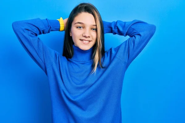 Young Brunette Girl Wearing Turtleneck Sweater Relaxing Stretching Arms Hands — ストック写真