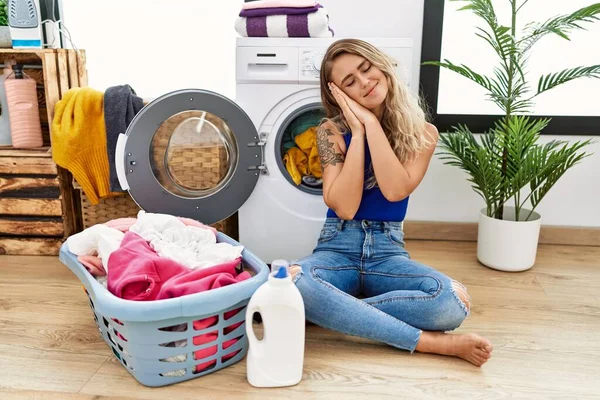 Young Beautiful Woman Doing Laundry Sitting Wicker Basket Sleeping Tired — Stockfoto