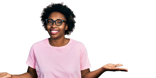 African American Woman Afro Hair Wearing Casual Clothes Glasses Clueless — Stockfoto