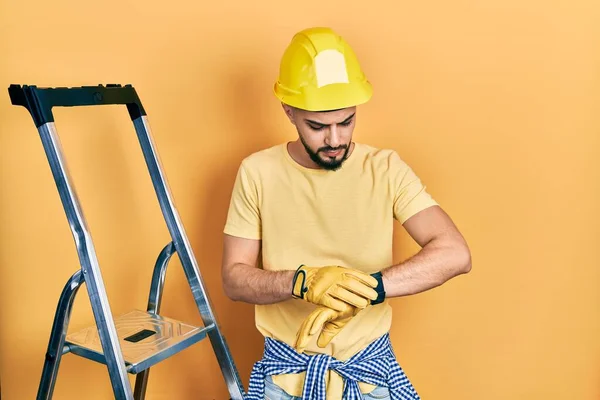 Handsome Man Beard Construction Stairs Wearing Hardhat Checking Time Wrist — 스톡 사진