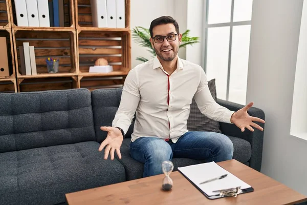Young Hispanic Man Beard Working Consultation Office Smiling Cheerful Open — Fotografia de Stock