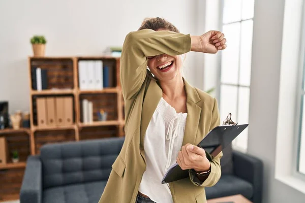 Young Woman Working Consultation Office Smiling Cheerful Playing Peek Boo — Stock Photo, Image