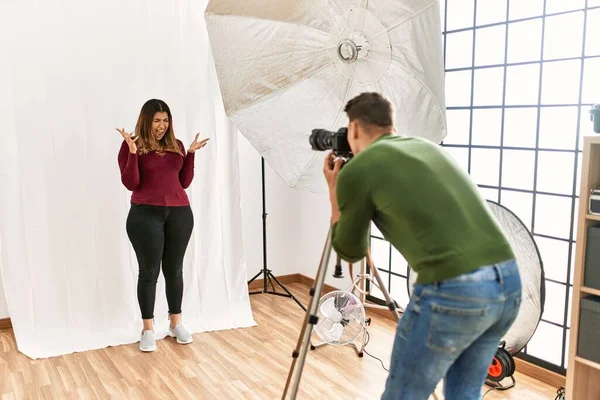 Young Woman Photography Studio Crazy Mad Shouting Yelling Aggressive Expression — Stock Photo, Image