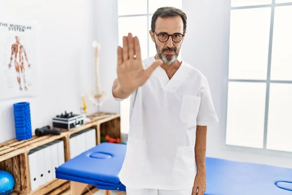 Middle Age Man Beard Working Pain Recovery Clinic Doing Stop — Stockfoto