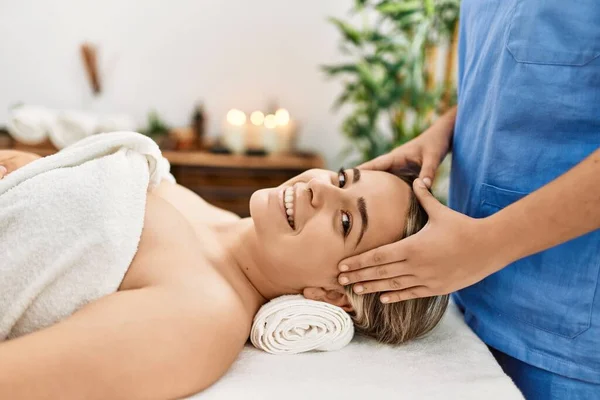 Woman Couple Smiling Confident Having Facial Massage Beauty Center — Stockfoto