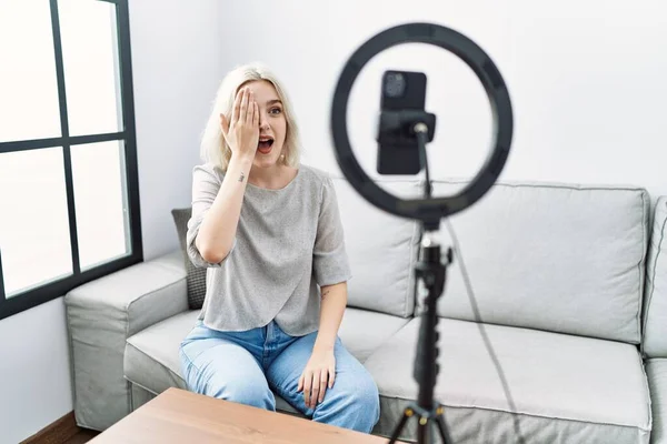Young Caucasian Woman Recording Vlog Tutorial Smartphone Home Covering One — Foto Stock