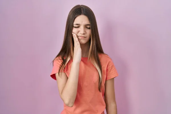 Teenager Girl Standing Pink Background Touching Mouth Hand Painful Expression — 图库照片